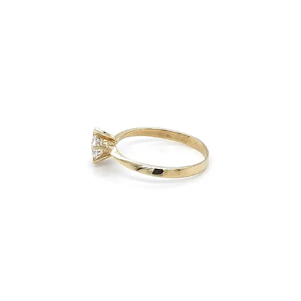 Gold Verlobungsring mit Zirkon