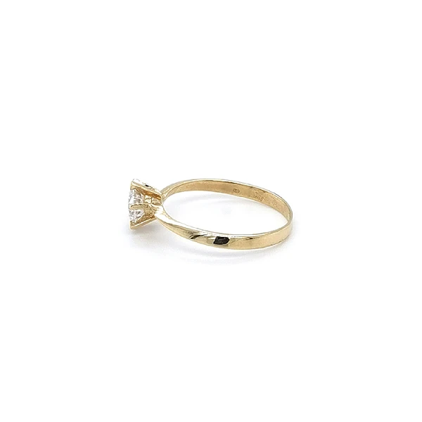 Gold Verlobungsring mit Zirkon