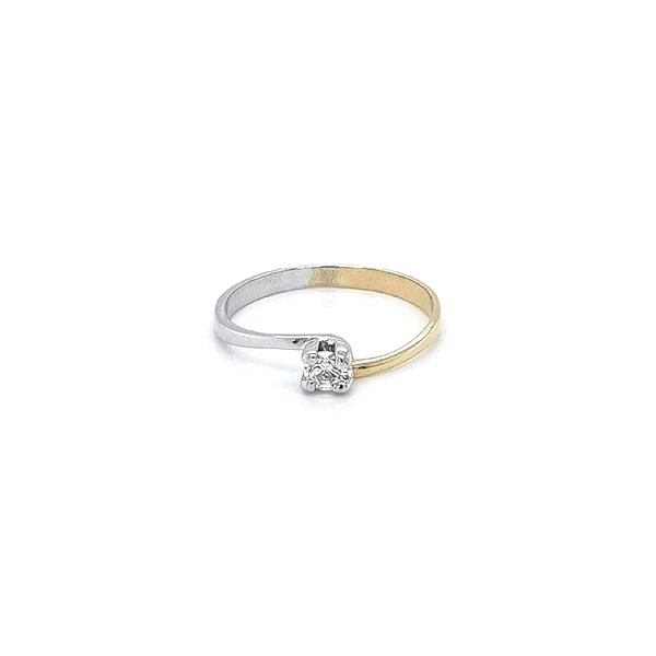 Gold Verlobungsring mit Zirkon