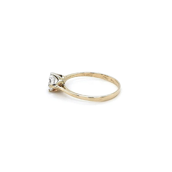 Gold Verlobungsring mit Zirkon