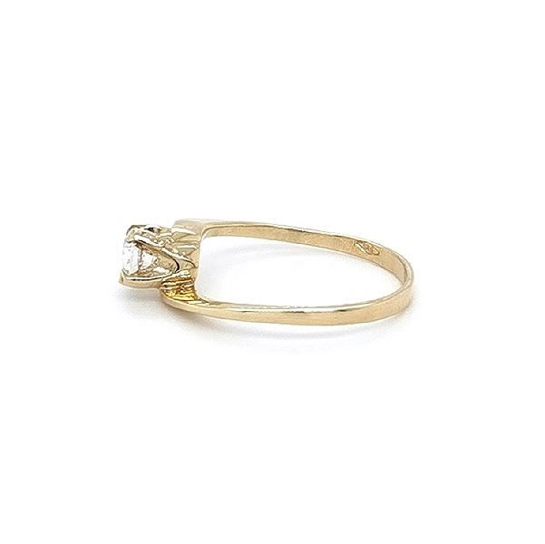Gold Verlobungsring mit Zirkon