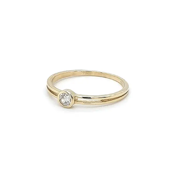 Gold Verlobungsring mit Zirkon