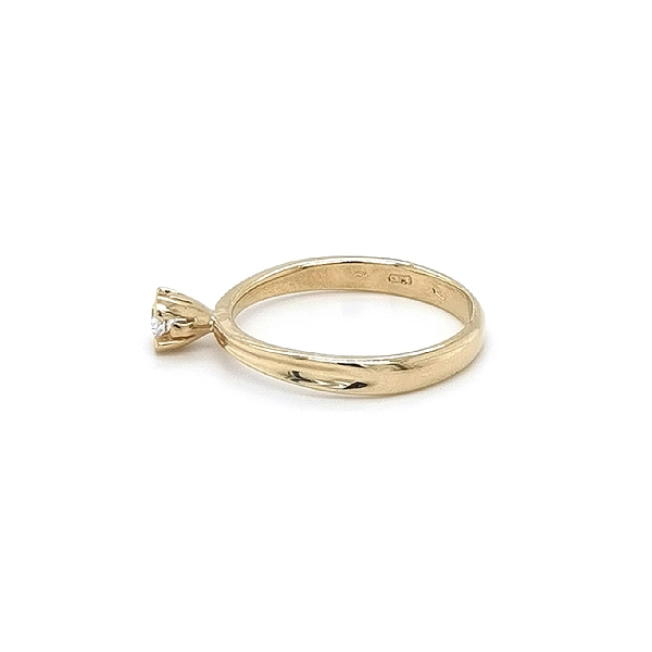 Gold Verlobungsring mit Zirkon