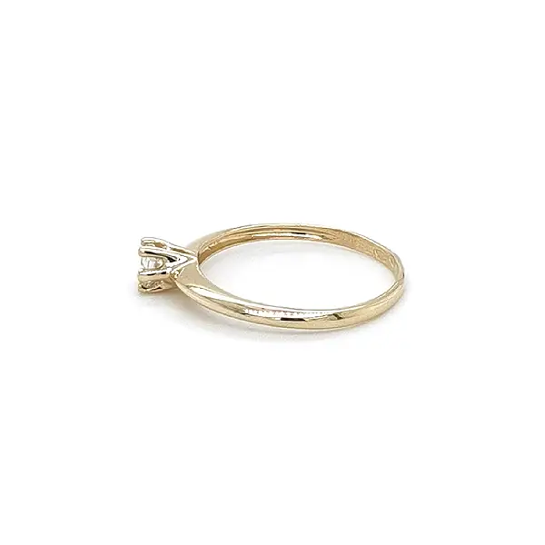 Gold Verlobungsring mit Zirkon