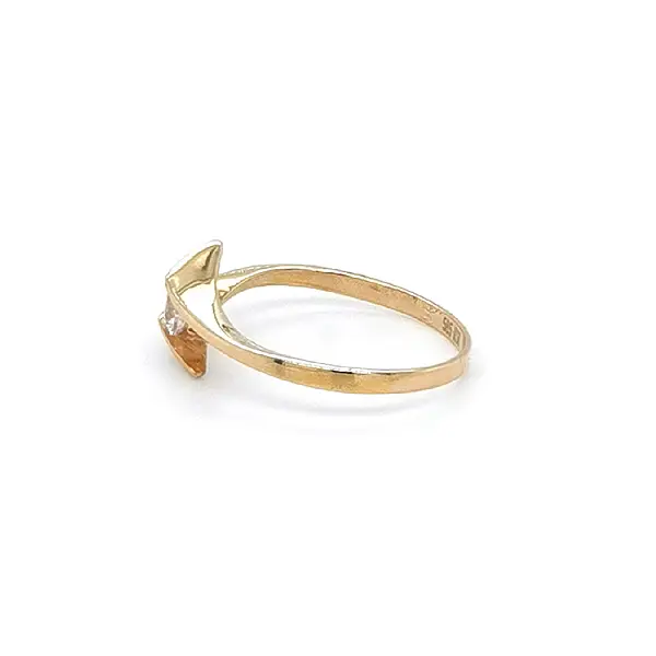 Gold Verlobungsring mit Zirkon