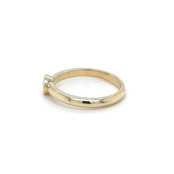 Gold Verlobungsring mit Zirkon