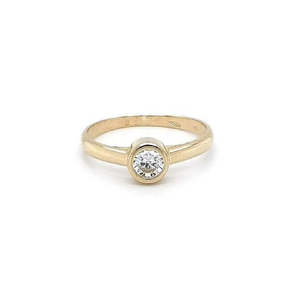 Gold Verlobungsring mit Zirkon