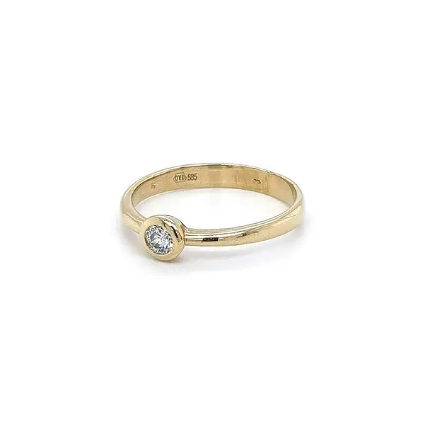 Gold Verlobungsring mit Zirkon