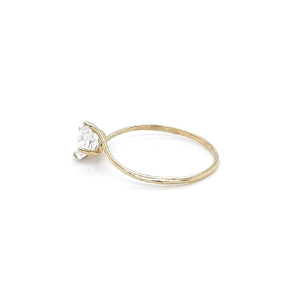Gold Verlobungsring mit Zirkon