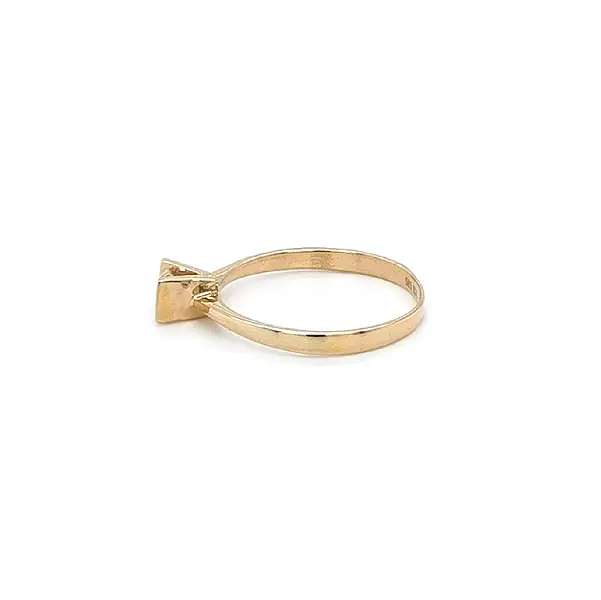 Gold Verlobungsring mit Zirkon