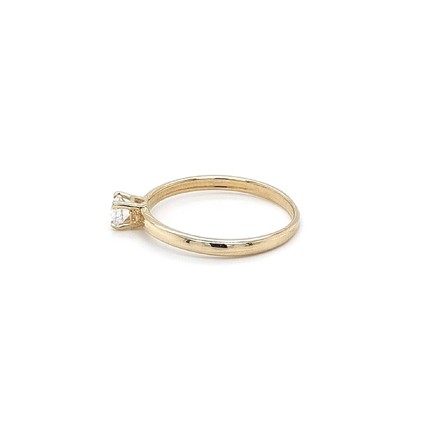 Gold Verlobungsring mit Zirkon