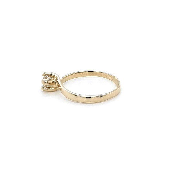 Gold Verlobungsring mit Zirkon