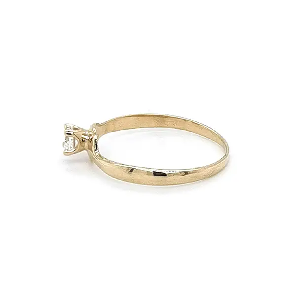 Gold Verlobungsring mit Zirkon