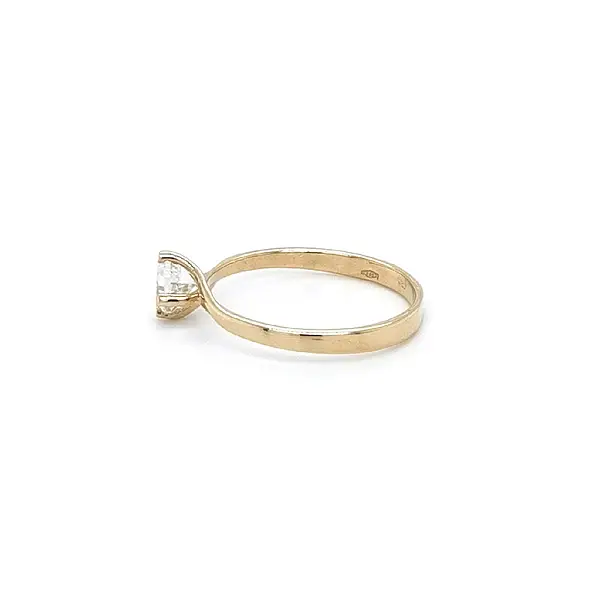 Gold Verlobungsring mit Zirkon