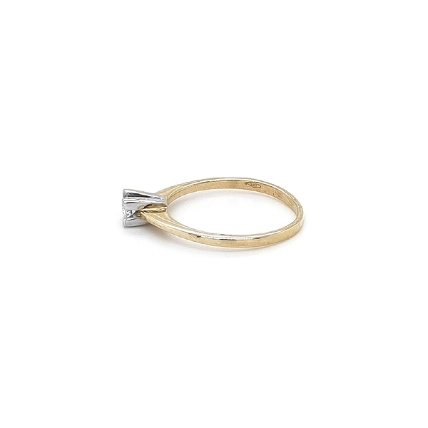 Verlobungsring mit Zirkon aus kombiniertem Gold