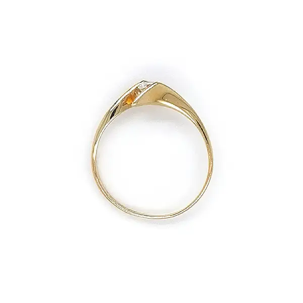 Gold Verlobungsring mit Zirkon