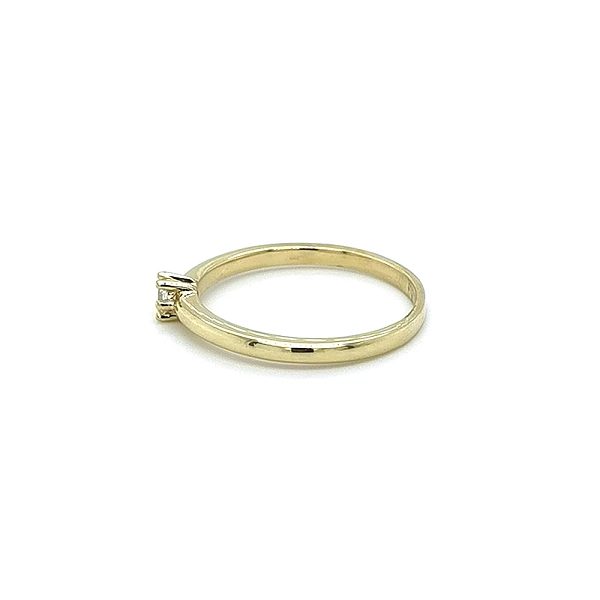 Gold Verlobungsring mit Zirkon