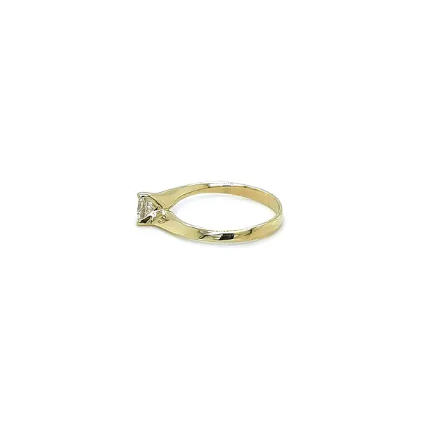 Gold Verlobungsring mit Zirkon