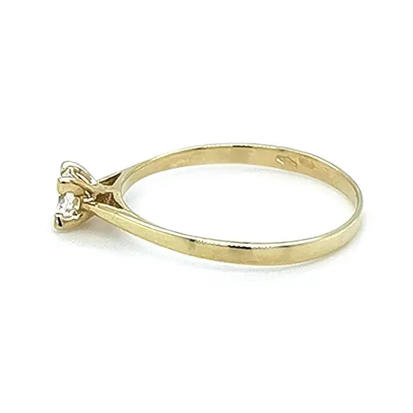 Gold Verlobungsring mit Zirkon