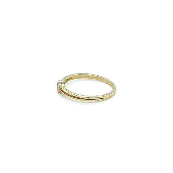 Gold Verlobungsring mit Zirkon