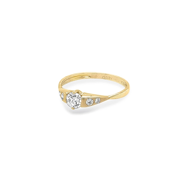 Goldring mit Zirkonen