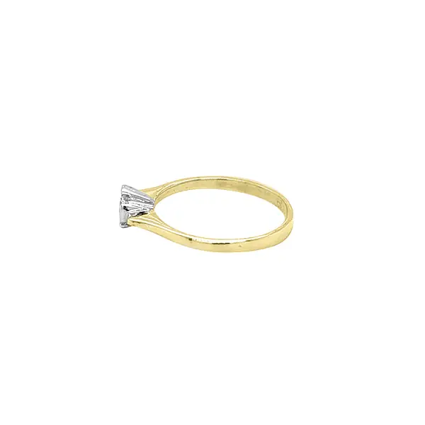 Gold Verlobungsring mit Zirkon