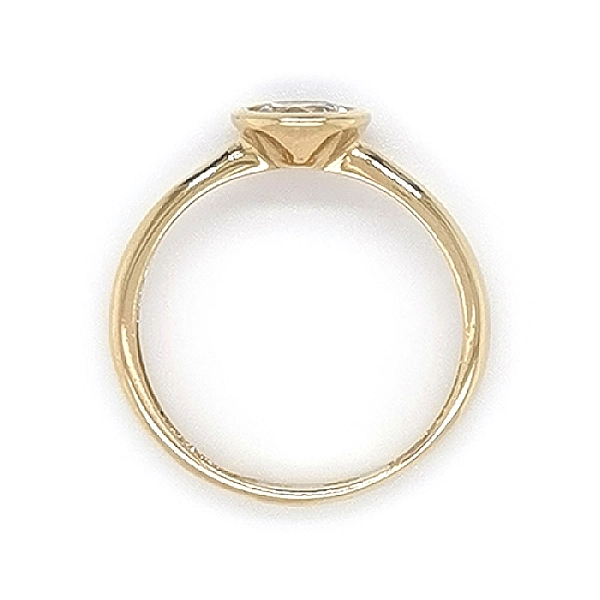 Gold Verlobungsring mit Zirkon