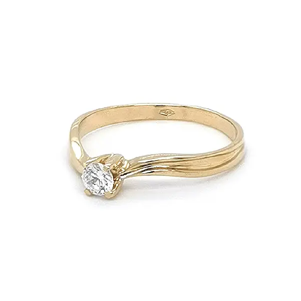 Gold Verlobungsring mit Zirkon
