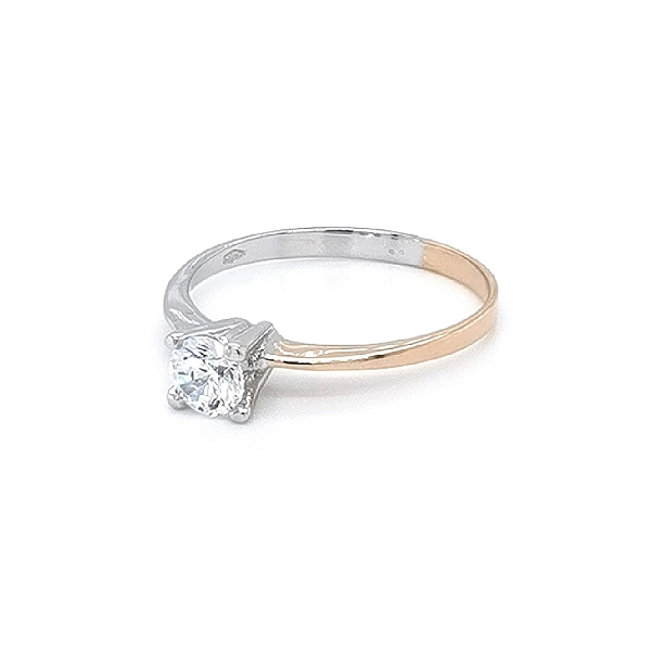 Verlobungsring mit Zirkon aus kombiniertem Gold