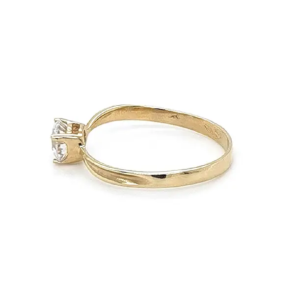 Gold Verlobungsring mit Zirkon