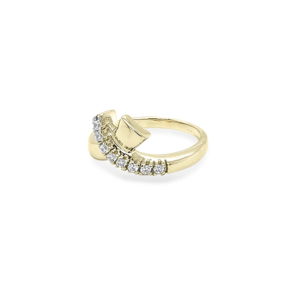 Goldring mit Zirkonen