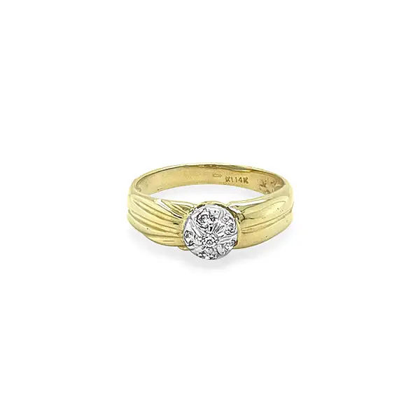 Ring mit Zirkonias in Gold-Kombination