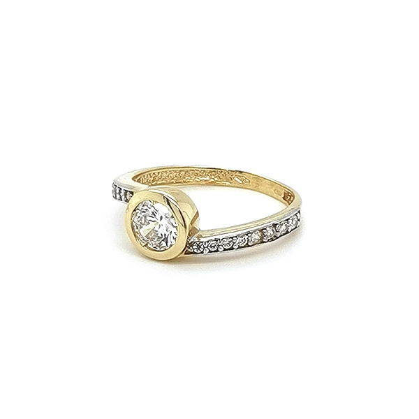Gold Verlobungsring mit Zirkonen