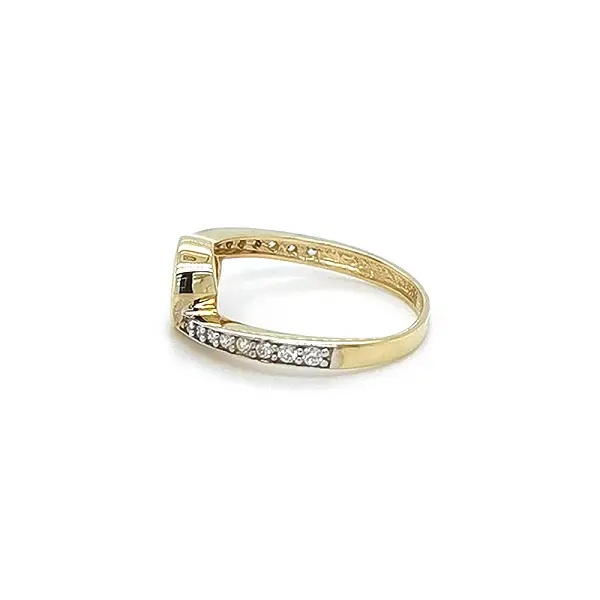 Gold Verlobungsring mit Zirkonen