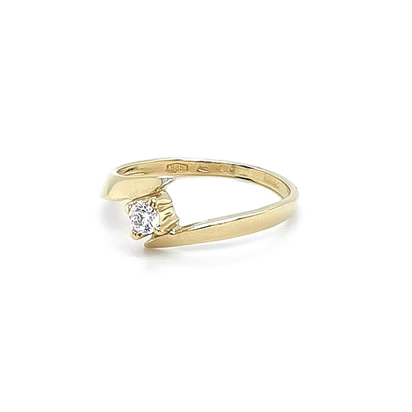 Gold Verlobungsring mit Zirkon