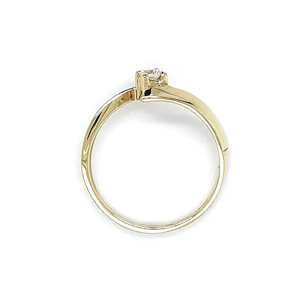 Gold Verlobungsring mit Zirkon