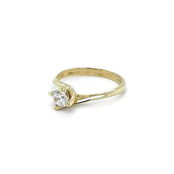 Gold Verlobungsring mit Zirkon