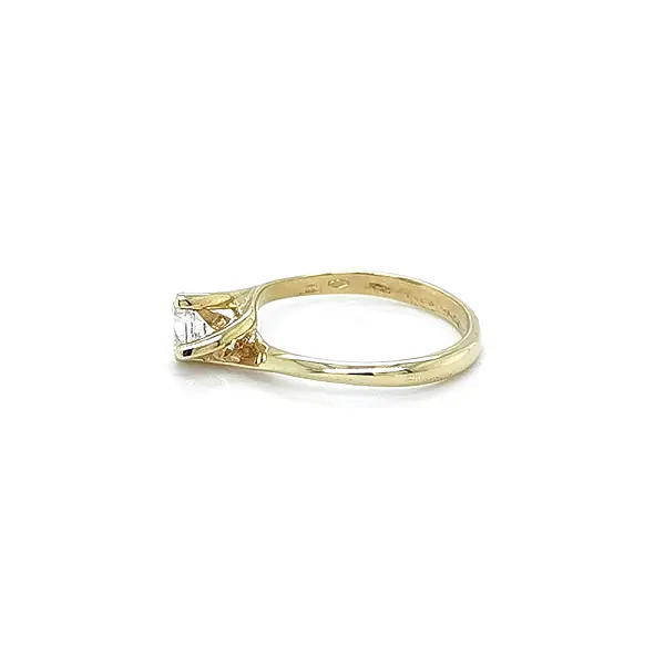 Gold Verlobungsring mit Zirkon