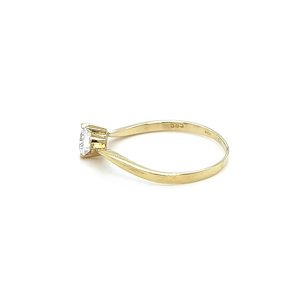 Gold Verlobungsring mit Zirkon