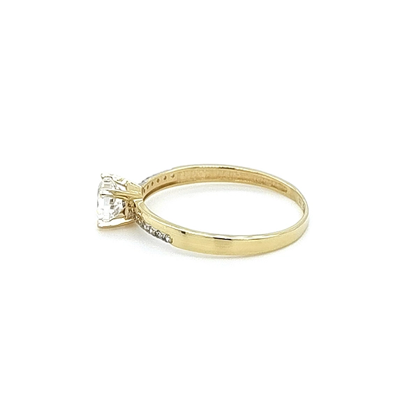 Gold Verlobungsring mit Zirkonen