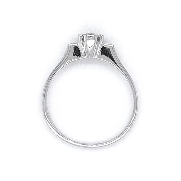 Verlobungsring mit Zirkon aus Weißgold