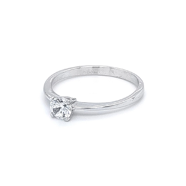 Verlobungsring mit Zirkon aus Weißgold