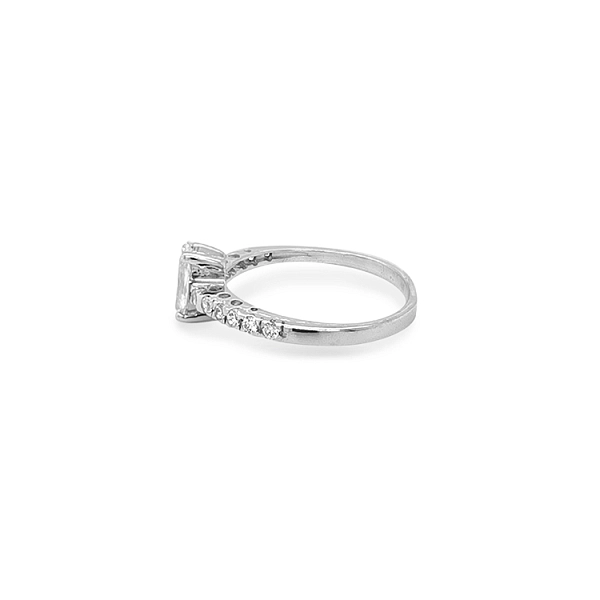 Gold Verlobungsring mit Zirkonen