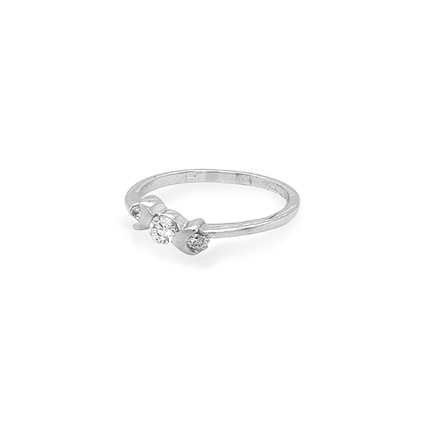 Goldring mit Zirkonen