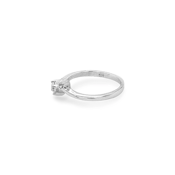 Goldring mit Zirkonen