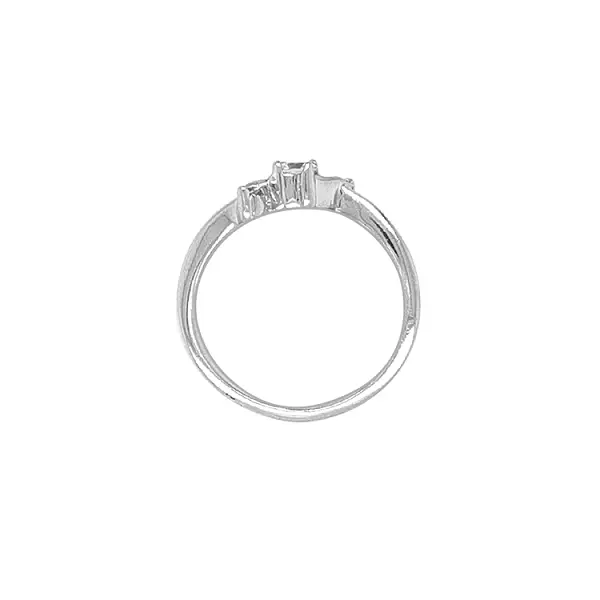 Goldring mit Zirkonen