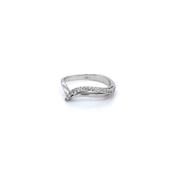 Ring mit Zirkonen aus Weißgold