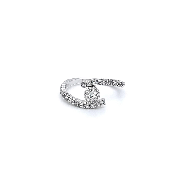 Ring mit Zirkonen aus Weißgold