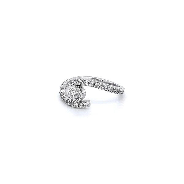 Ring mit Zirkonen aus Weißgold
