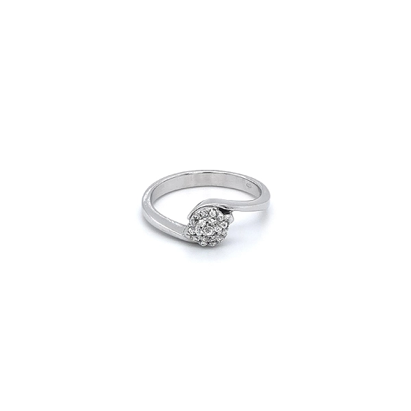 Ring mit Zirkonen aus Weißgold